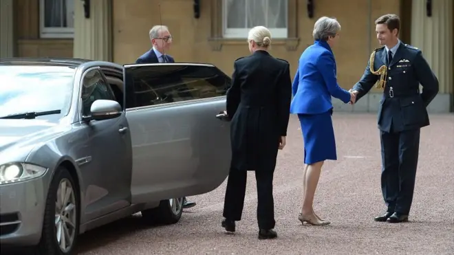 د برتانیا ټاکنې: محافظه کار ګوند مشر د نوی حکومت اعلان وکړ