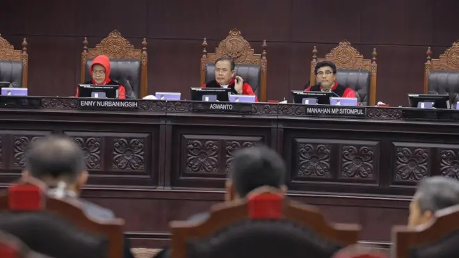 Salah-satu persidangan uji materi di Gedung Mahkamah Konstitusi.