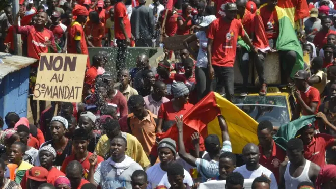La contestation ne faiblit pas en Guinée contre un éventuel 3e mandat d'Alpha Condé