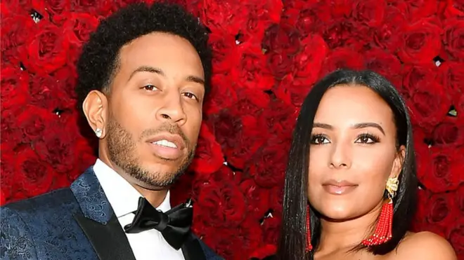 L'épouse du rappeur, Eudoxie Mbouguiengue, est Gabonaise