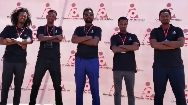 Hundeessitoota Institiyutichaa