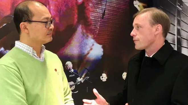 Ông Jake Sullivan trả lời phỏng vấn của nhà báo Nguyễn Giang hôm 26/11/2019