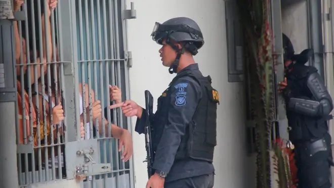 Hukuman penjara dianggap penegak hukum sebagai keputusan populis sehingga dijatuhkan secara berlebihan