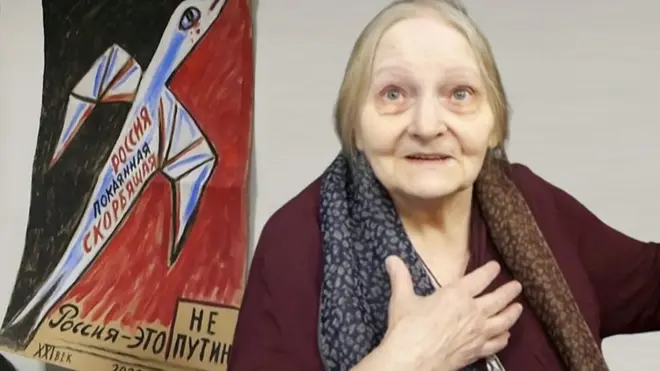 Елену Осипову не раз задерживали с плакатами на антивоенных акциях в Петербурге.