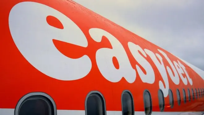 Немецкая полиция взорвала рюкзак, находившийся на борту