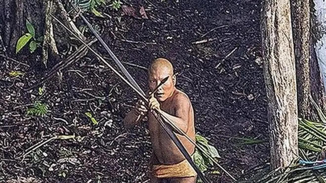 বিচ্ছিন্ন কিছু জনগোষ্ঠীর সাতে কয়েক প্রজন্ম ধরে বাইরের মানুষের যোগাযোগ হয়নি