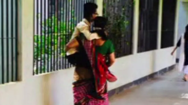 The amazing story behind the viral photo