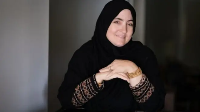 Tammie Umbel, mendidik 14 anaknya sendiri sampai mereka masuk ke perguruan tinggi.