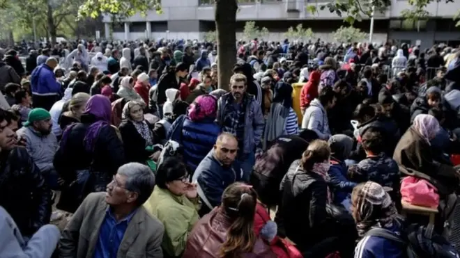 Jarmalka ayaa sanadkan filanaya 300,000 oo qaxooti inay imaadaan sanadkan sida uu sheegay xafiiska qaxootiga