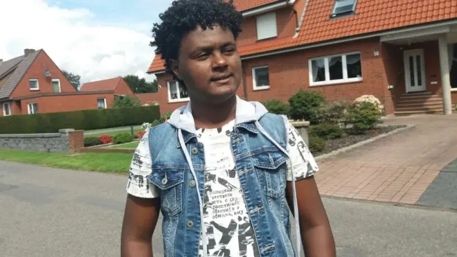 የሜዲትራንያን ባህርና የሳህራ በረሃን ኣቋርጦ ጀርመን የደረሰው ኤርትራዊ ስደተኛ፡ ሽሻይ ተስፋኣለም (ነሽነሽ)