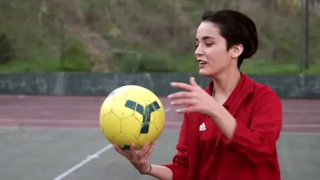 అఫ్గాన్ మహిళల ఫుట్‌బాల్ జట్టు