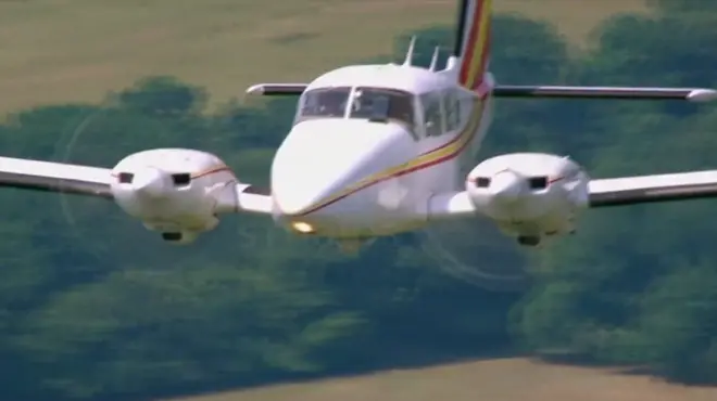 El avión conecta dos de las islas Orcadas, en Escocia, y suele durar unos 47 segundos.
