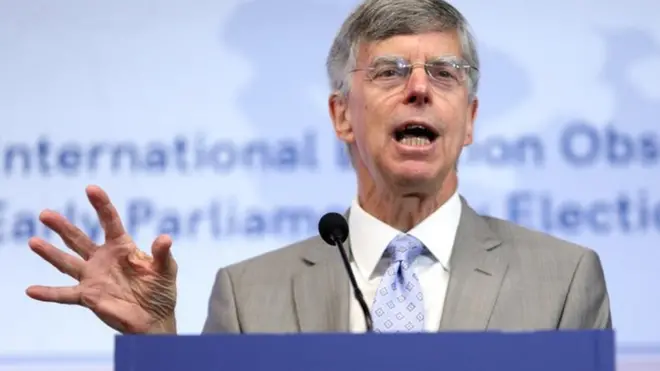 Временный поверенный в делах США в Украине посол Уильям Тейлор во время брифинга наблюдателей ENEMO на Украине перед парламентскими выборами 2019 года