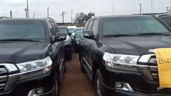 Customs say nobody don come out to claim di vehicles