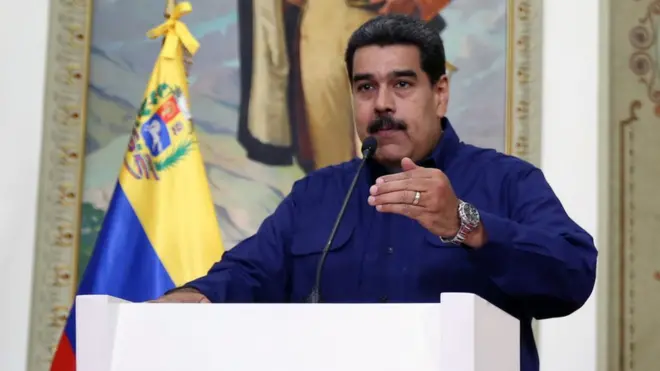 Maduro prometió "poderosos cambios" en los métodos de gobierno.
