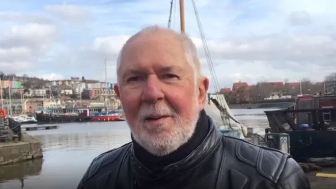 Derek Horsington salió del armario a los 68 años.