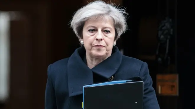 برطانیہ میں انسداد دہشت گردی کے محکمے کے سینیئر افسر نے اس بات کی تصدیق کی ہے کہ لندن میں ہونے والے حملے کو حوالے سے لندن اور برمنگھم میں آٹھ لوگوں کو گرفتار کر لیا گیا ہے۔