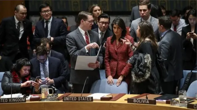 Перед голосуванням Франція, Британія і США говорили про необхідність жорсткої відповіді на ймовірну хімічну атаку