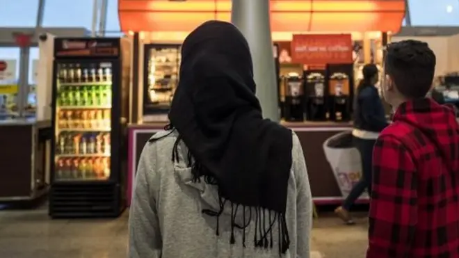 عدالت کا کہنا ہے کہ ایسی پابندی گاہکوں کی درخواست پر لاگو نہیں کی جا سکتی