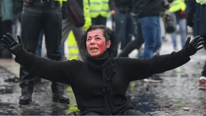 فرانس احتجاج