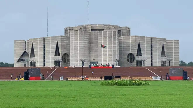 বাংলাদেশের জাতীয় সংসদ ভবন