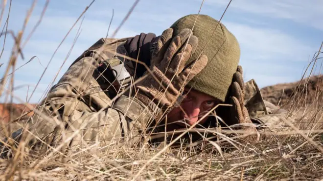 Український військовий на Донбасі