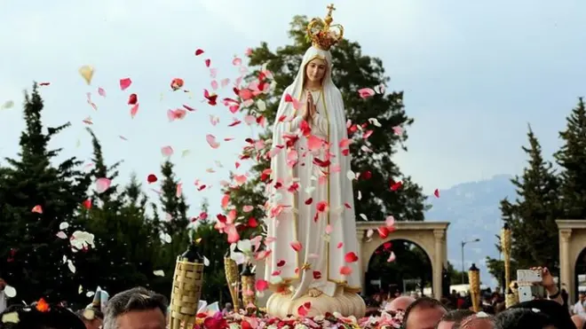 زياح لسيدة فاطمة في لبنان