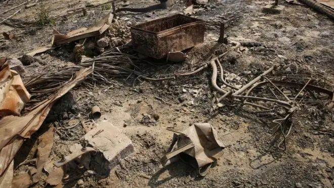 Desa Muslim, Koe Tan Kauk, di daerah Maungdaw, negara bagianRakhine State, Myanmar barat yang terbakar. (Foto 25 Januari 2017).