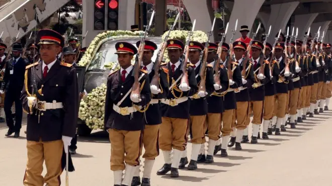 Sirna awwaalcha Injinar Simanyaw