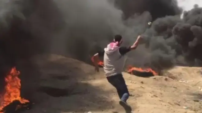 أعلنت وزارة الصحة في قطاع غزة عن مقتل فلسطينيين إثر إطلاق جنود إسرائيليين النار على المشاركين في تظاهرات احتجاجية قرب الحدود الشرقية لقطاع غزة مع إسرائيل.