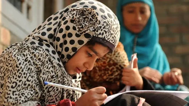 પ્રતીકાત્મક તસવીર