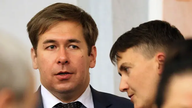 Полиграф счел достоверным отрицательный ответ Новикова на вопрос "выполняли ли вы указание российских государственных органов о том, что следует говорить или делать?"