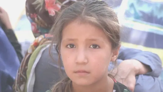 فرار الآلاف من طالبان