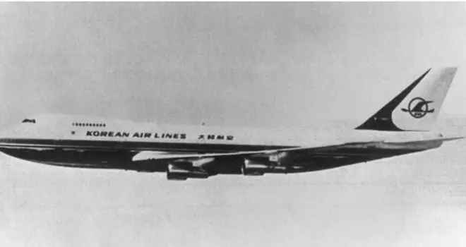 Diyaaradda la soo rido