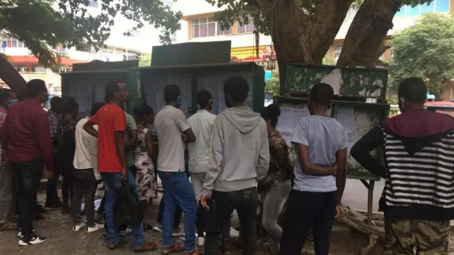 Magaalaa Adaamaa, namoota beeksisa hojii dubbisaa jiran