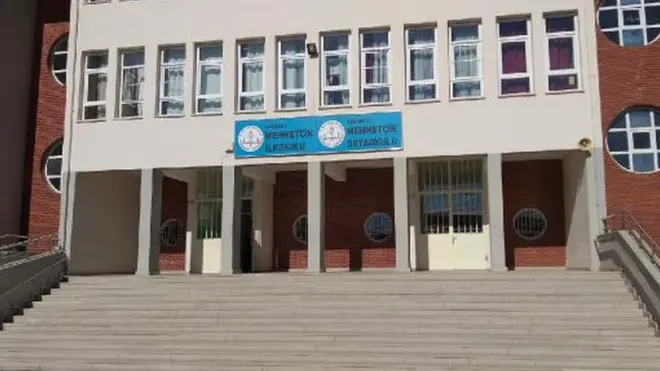 Mehmetçik İlkokulu