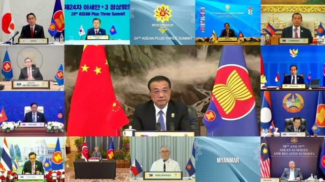 Thủ tướng Trung Quốc Lý Khắc Cường phát biểu trong Hội nghị cấp cao ASEAN ngày 27 tháng 10 năm 2021