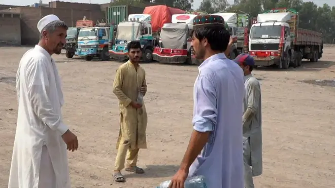 د افغانستان او پاکستان تر منځ سوداګري