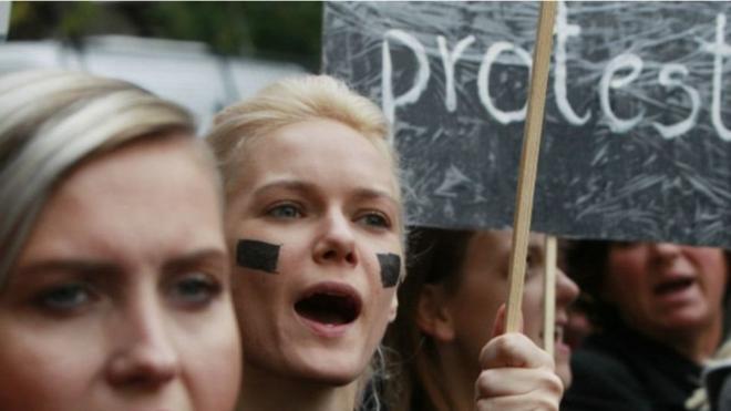 протесты в Польше