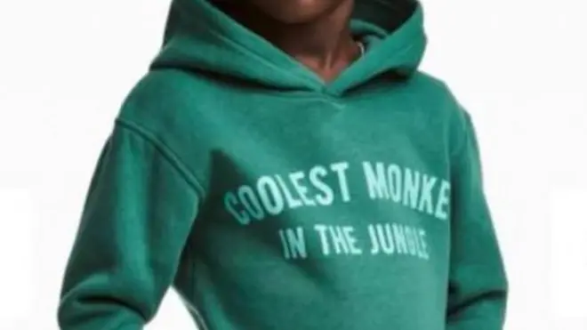 "El mono más genial de la jungla" decía el mensaje en una sudadera de H&M la cual fue motivo de la polémica. (Foto: H&M)