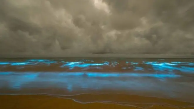 ทะเลสีฟ้า