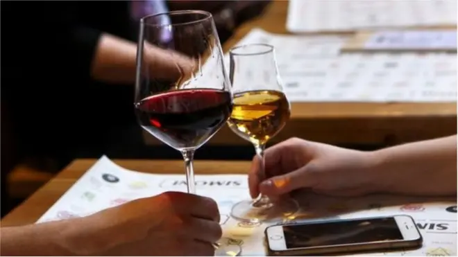सोशल ड्रिंकिंग किती हानिकारक?