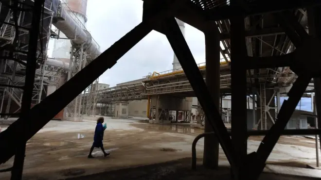 Динамика промышленного производста остается такой слабой, что мешает расти ВВП