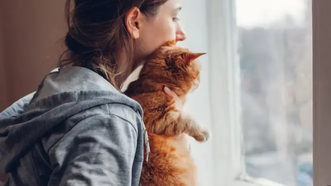 من المرجح أن يواجه البعض بعد انحسار الوباء صعوبات وتحديات عديدة بسبب التباعد الاجتماعي في ظل الحجر الصحي