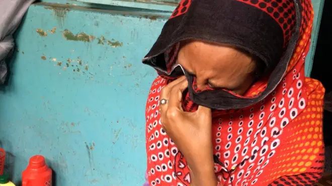 Rakkini Naayirobii keessa nara hin gahin hin jiruu jet. "naayirobii keessatti, kadhadhee, beela'e, dheebodhee, kadhadhee ijjoolee tiyya bulchaa bahe". Jet Zubeidaan