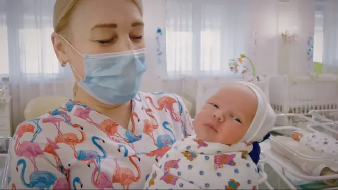 немовлята сурогати