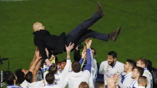 قاد زيدان الريال للفوز بكأس أندية العالم 2016