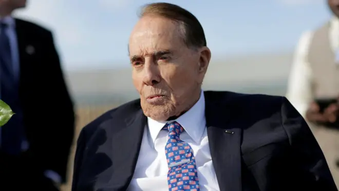 资料图片：美国前参议员鲍勃‧杜尔