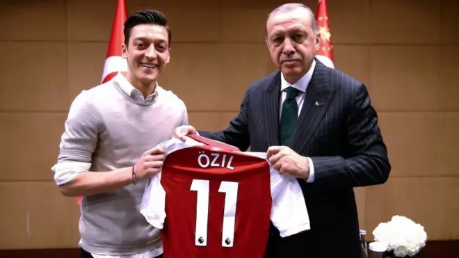 Mesut Özil ve Cumhurbaşkanı Recep Tayyip Erdoğan