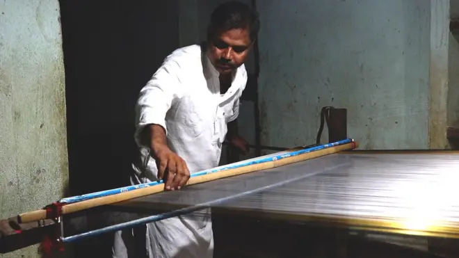 बुनकर मुश्कातक़ अंसारी